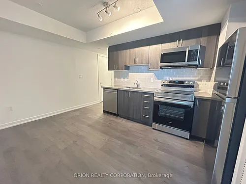 556 Marlee Ave Photo 1