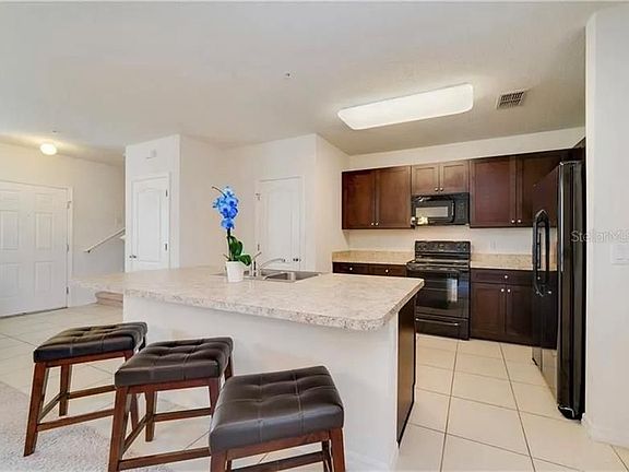 2nd image of 1618 Hawksbill Ln
