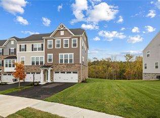 416 Scharberry Ln, Mars, PA 16046