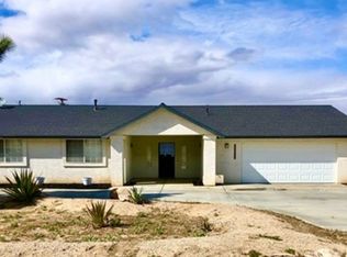 58390 Bonanza Dr, Yucca Valley, CA 92284