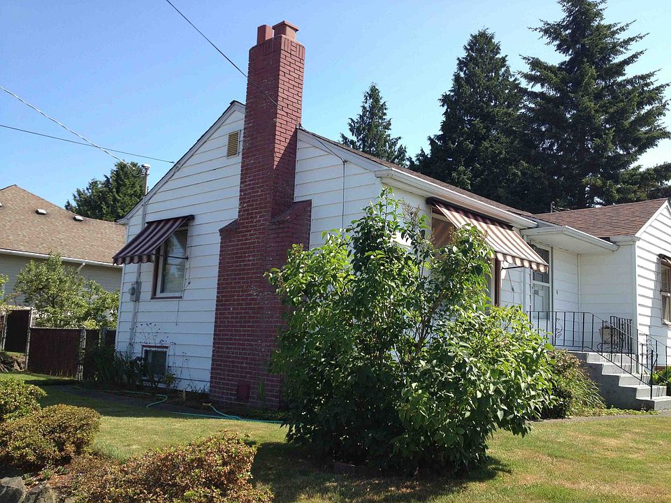 2nd image of 802 NE 89th St