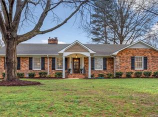 415 Merwick Cres, Charlotte, NC 28211