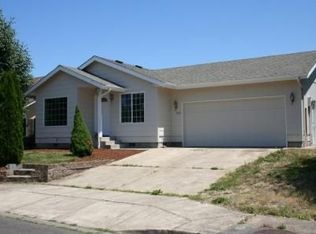 2467 Mangan St, Eugene, OR 97402