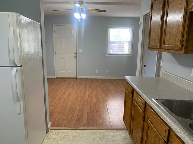 132 E Winchester St #2 — Photo 7