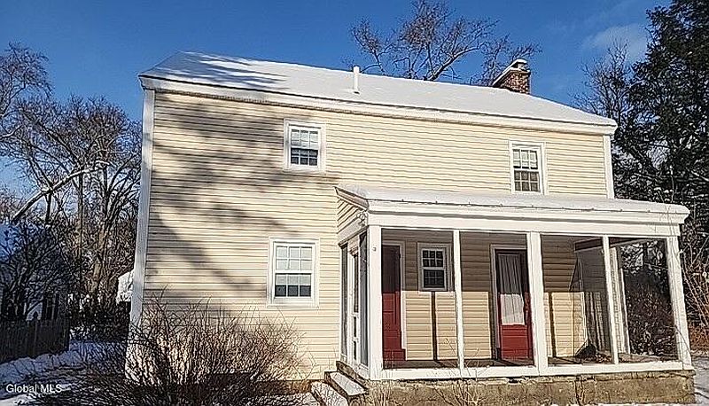 2nd image of 2204 Almeria Road