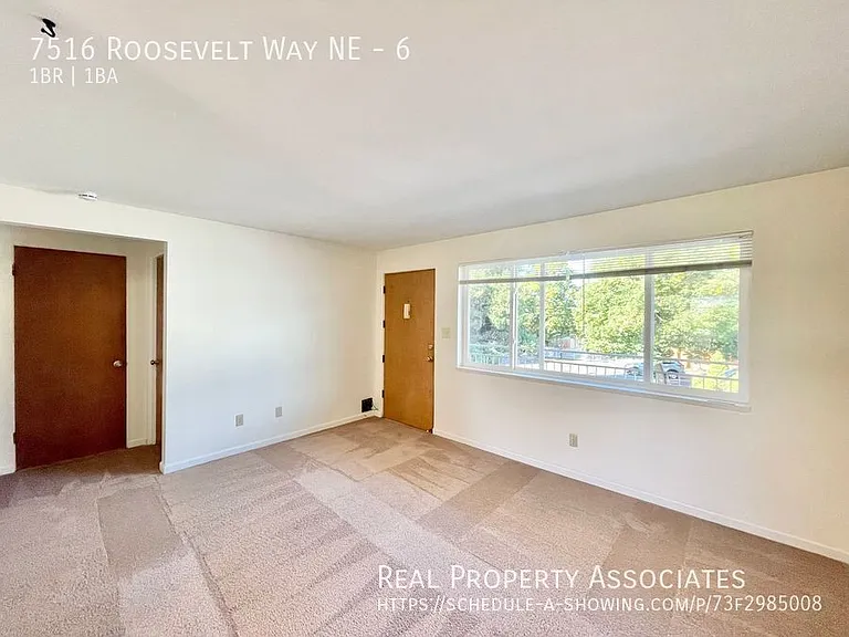 7516 Roosevelt Way NE #6 — Photo 4