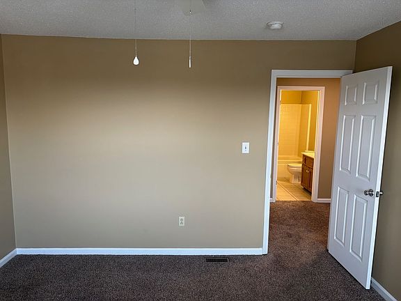 5th image of 1028 Brandy Ln #11