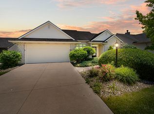 16436 Claystone Ct, Fort Wayne, IN 46845