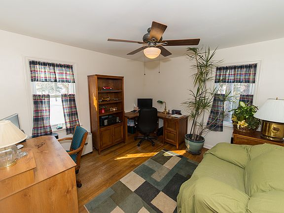 5th image of 22631 Mildred Ave