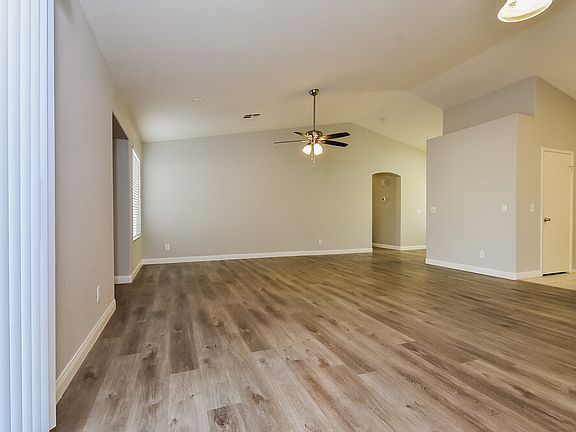 5th image of 5008 Vista Del Rancho Way