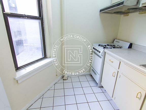 3rd image of 151-153 Allen St #5E