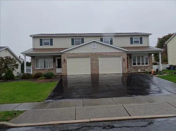 989 Catherine Dr, Coplay, PA 18037