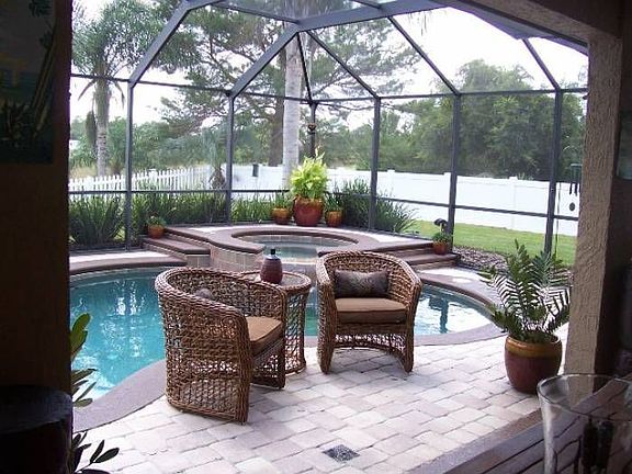 Pool & Hot Tub