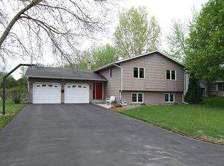 13274 Inglewood Ave S, Savage, MN 55378