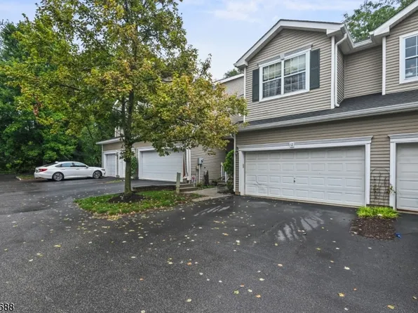 12 Cypress Ct, Clinton Town, NJ 08809