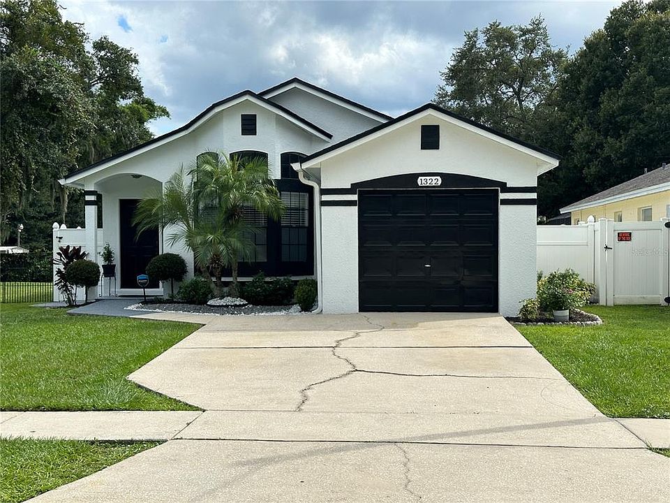 1st image of 1322 Oak Grove Ct