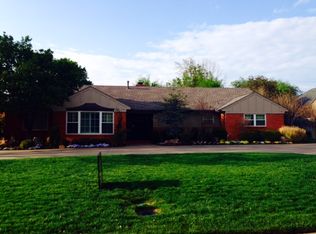 1623 Westminster Pl, Nichols Hills, OK 73120