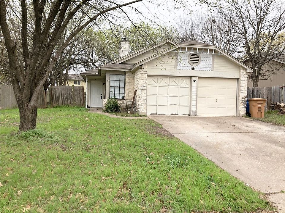1st image of 12110 Lavinia Ln