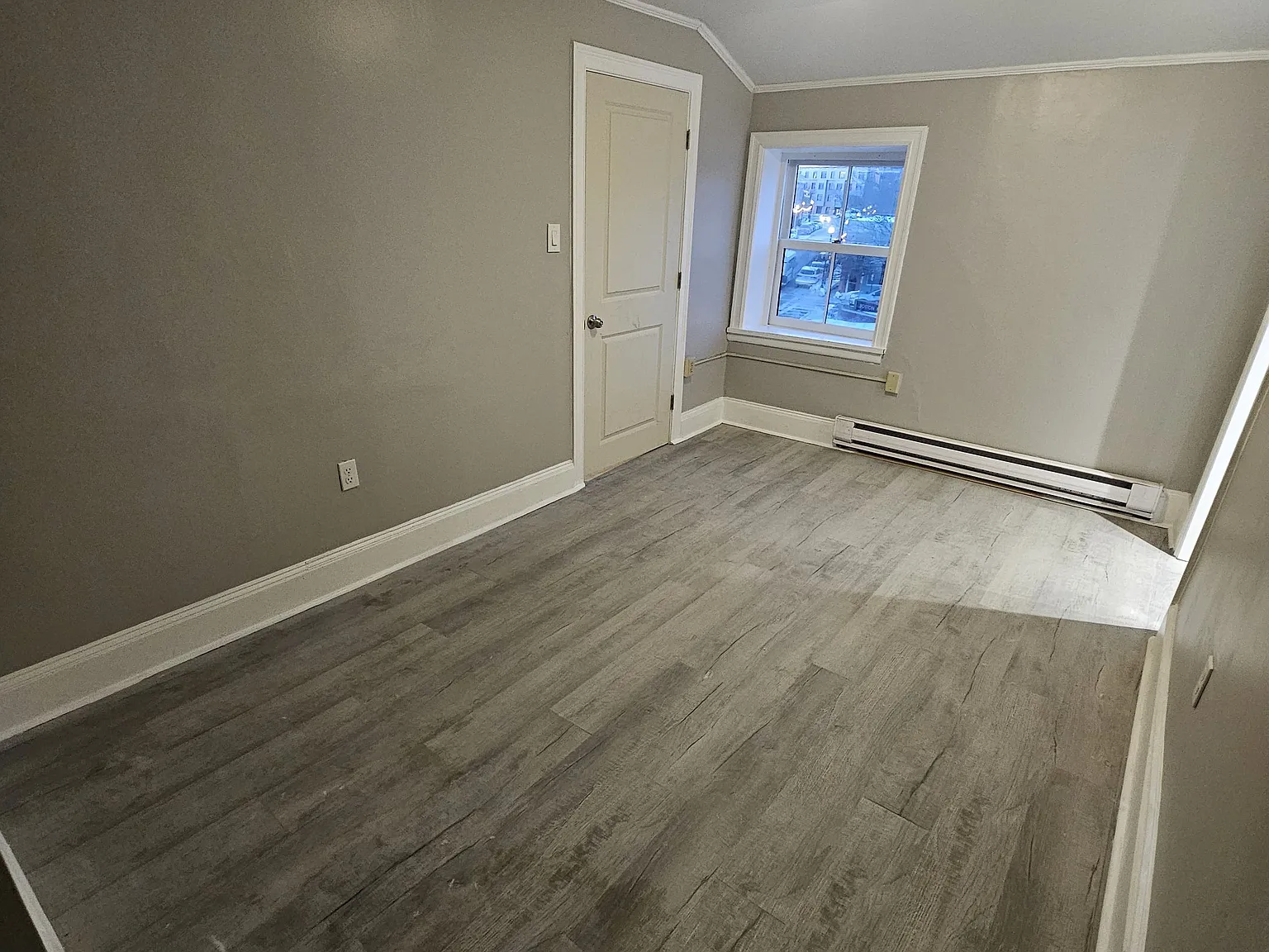 1 bed, 530 sqft, $2,300 — Photo 3