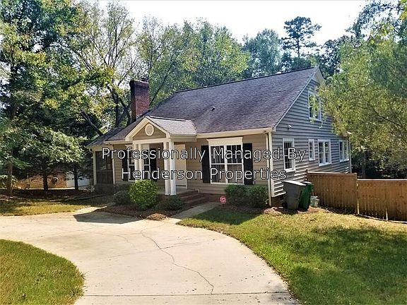 3rd image of 1123 Blueberry Ln
