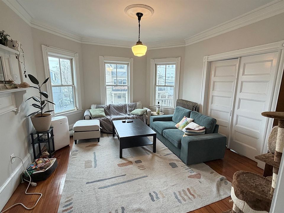1st image of 13 Linden Ave #3