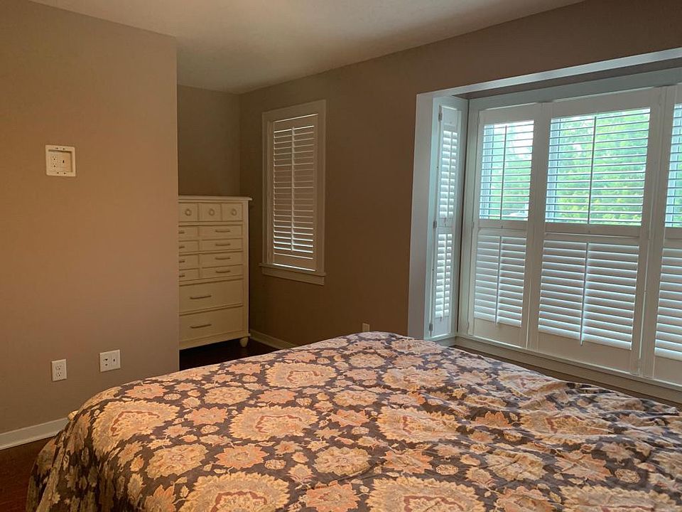 1st image of 35 Atterbury Blvd #35