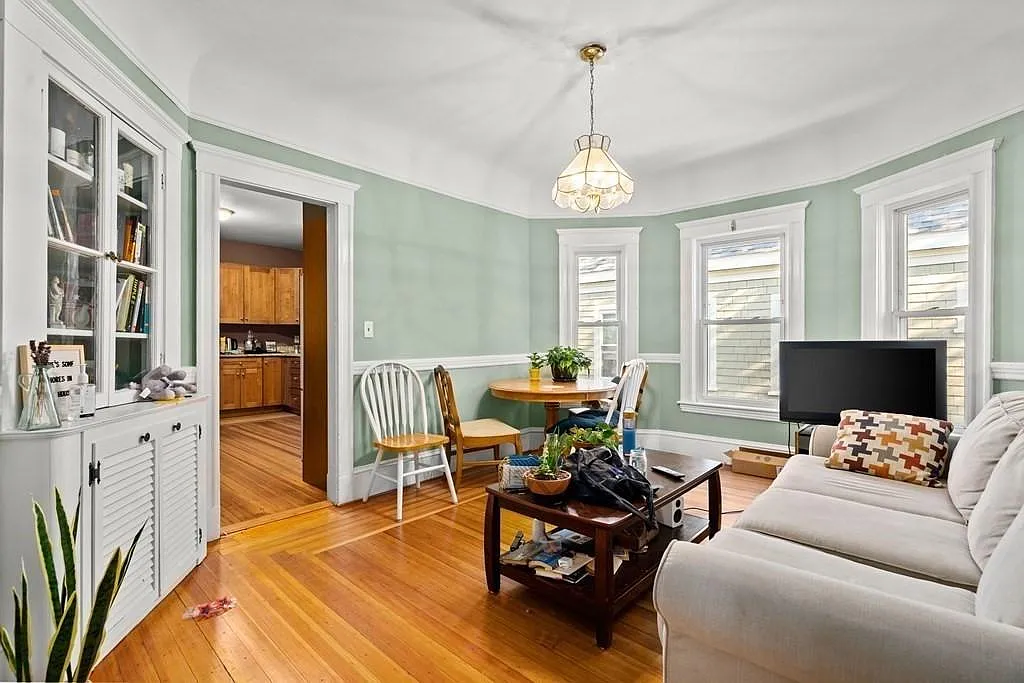 5 bed, $6,500 — Photo 3