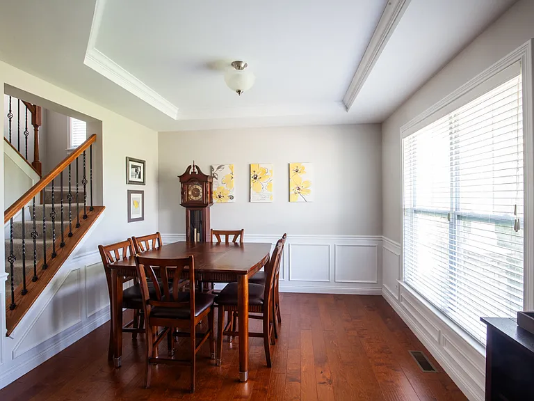 1779 Victoria Ct — Photo 12