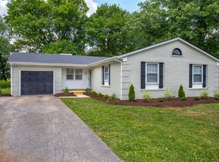 130 Whispering Hills Blvd, Bowling Green, KY 42101
