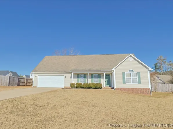 125 Stonewall Ct, Spring Lake, NC 28390