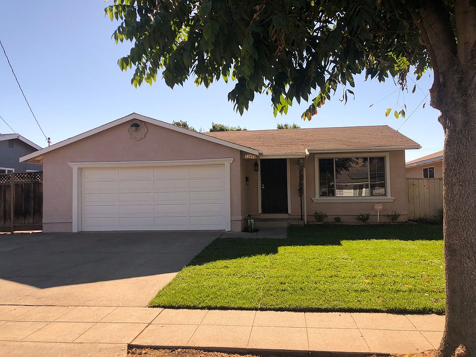 1st image of 33473 University Dr