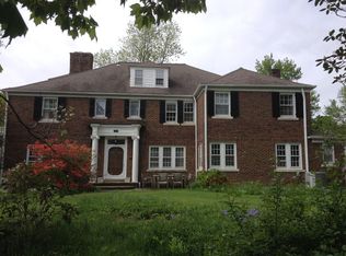 2928 Huntington Rd, Shaker Heights, OH 44120