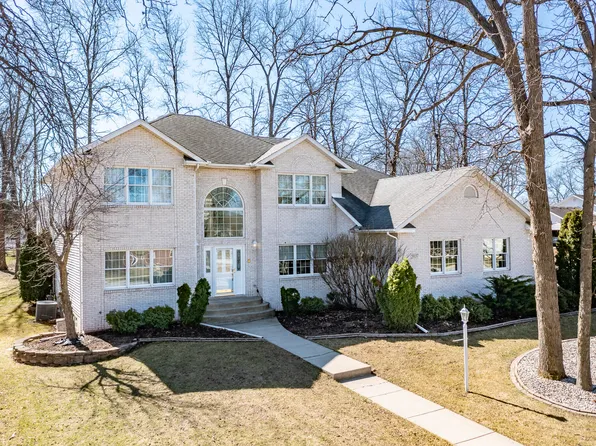 5037 70th Ave, Schererville, IN 46375