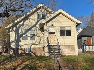 1111 E 11th St, Duluth, MN 55805