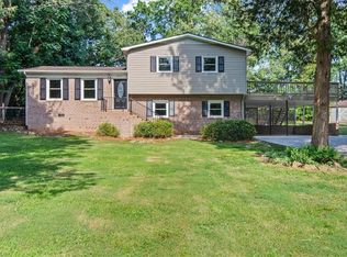 3834 Red Fox Rd, Trinity, NC 27370