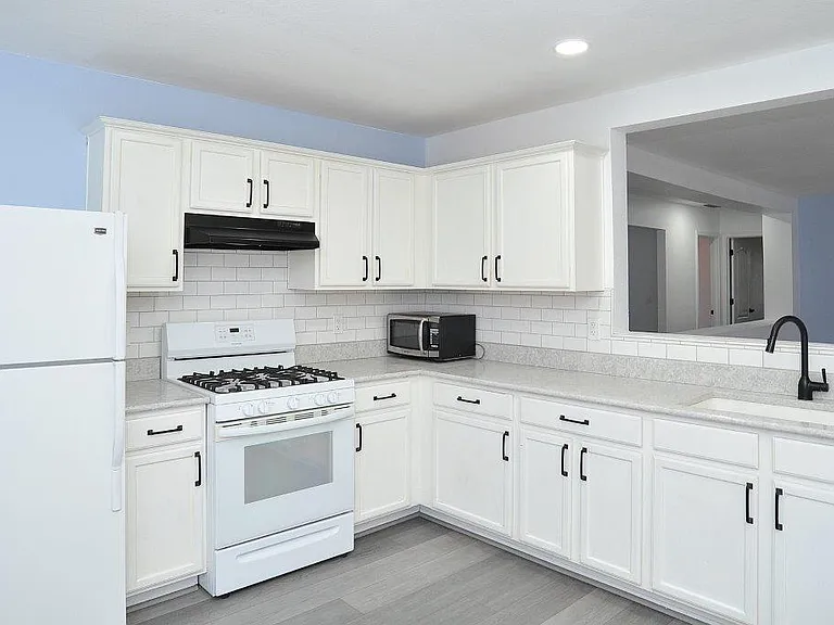 7740 W Oak Stream Rd — Photo 29