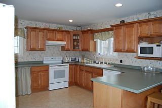 large, bright eat in kitchen