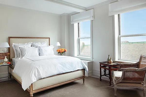 Sold by Corcoran | media 14