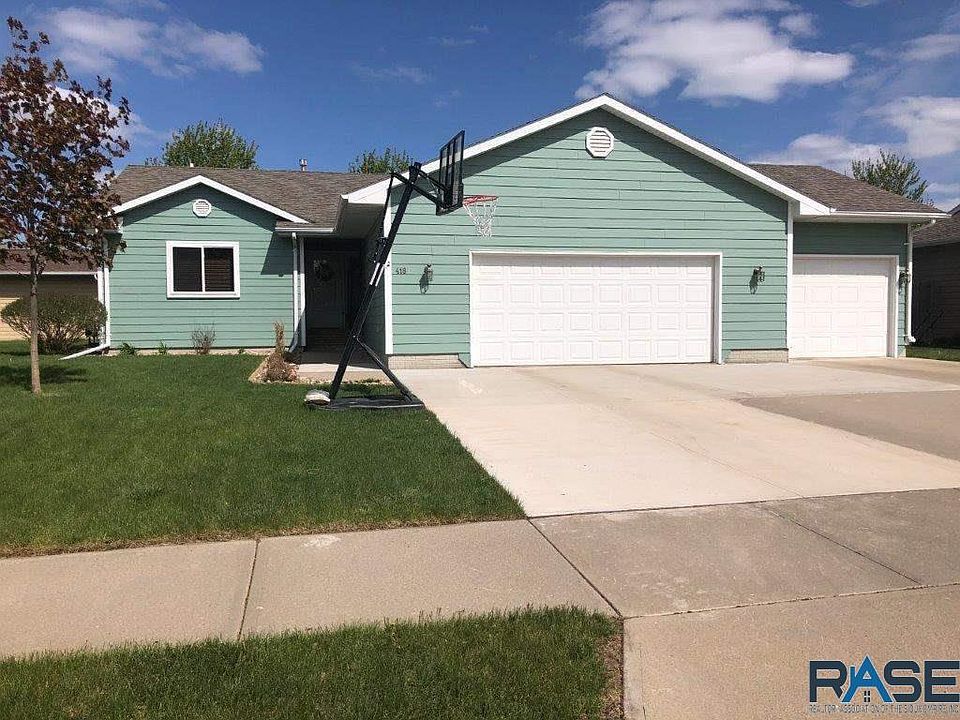 1st image of 418 Claudia Ave