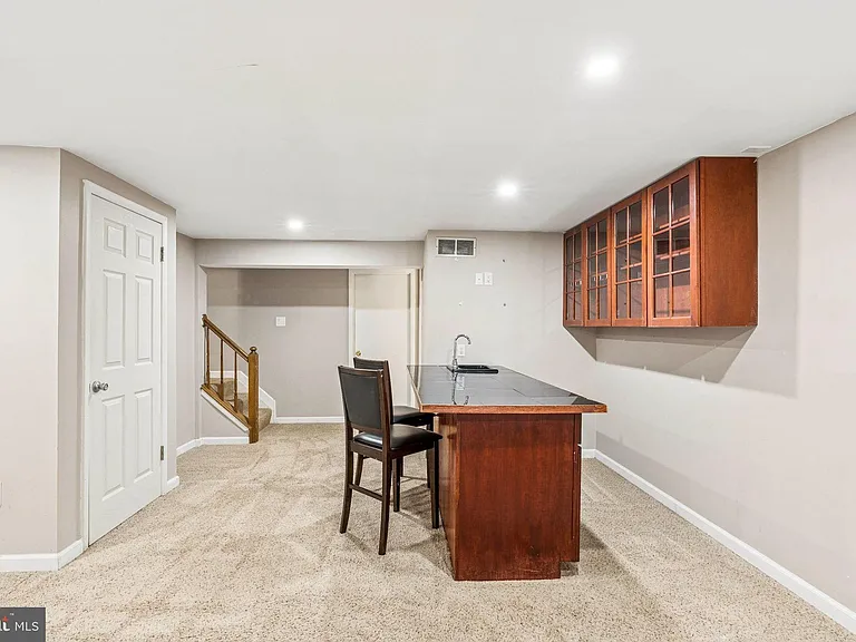 3820 Rolling Way — Photo 37