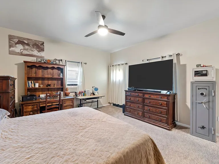1571 Highland Park Way — Photo 9
