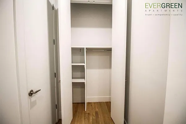 Rented by Evergreen Apartments BK | media 21