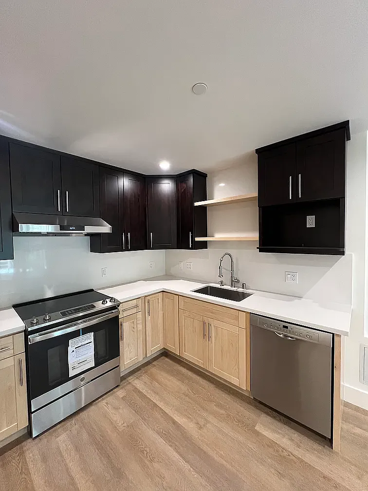 Kitchen - 1430 19th Ave #B