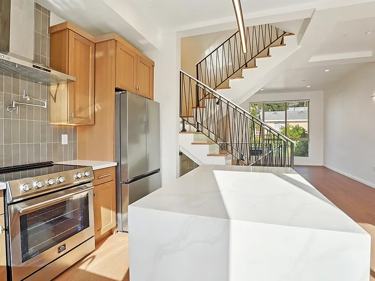 6162 Oak Crest Way #1/4 — Photo 30