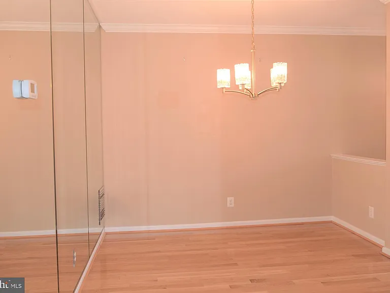 8933 Royal Astor Way — Photo 9