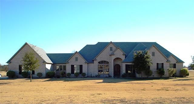 1203 E. Baja Ct.