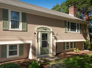 22 Admiral Rickover Rd, Plymouth, MA 02360