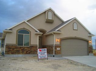 428 Covington Cir, Tooele, UT 84074