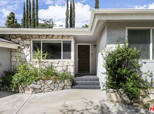 15508 Royal Ridge Rd, Sherman Oaks, CA 91403