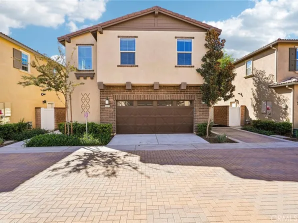 30401 Village Terrace Dr, Menifee, CA 92584